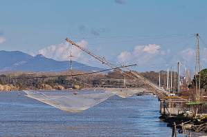 Marina di Pisa - Italie - trébuchet traditionnel de pêche