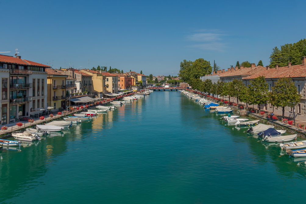 Canale di mezzo Canale di mezzo à Peschiera del Garda