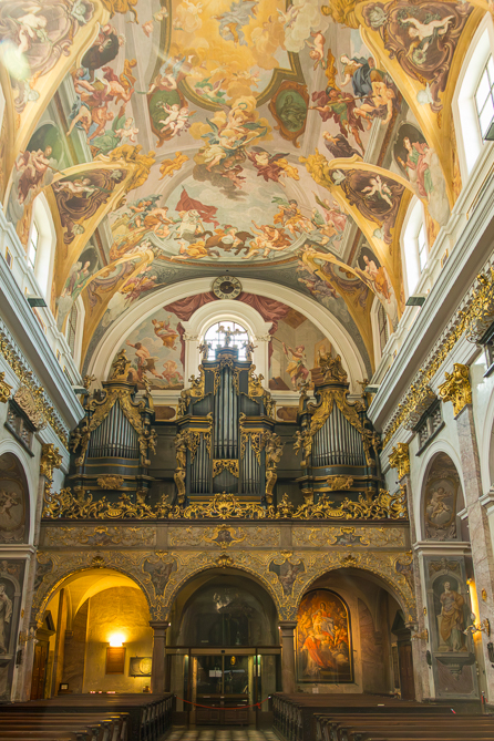 Cathédrale Saint-Nicolas L intérieur de la cathédrale Saint-Nicolas de Ljubljana
