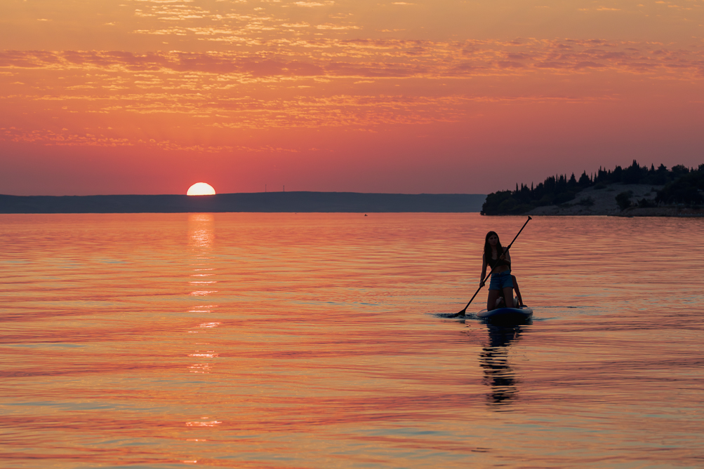 L'Adriatique Couché de soleil sur l'Adriatique vu de Tribanj en Croatie