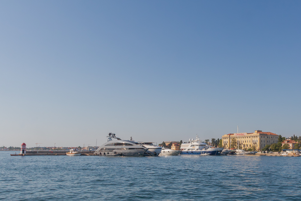 La jetée de Zadar La jetée de Zadar en Croatie