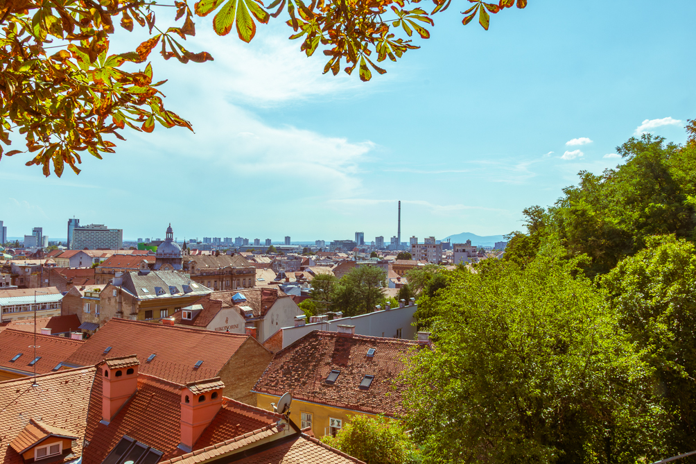 Les toits de Zagreb Les toits de Zagreb vues du Funiculaire