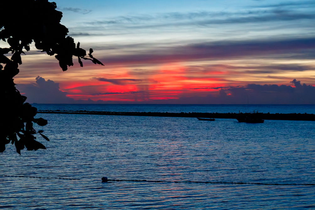 Coucher de soleil Coucher de soleil à Ko Pha-ngan au sud de la Thaïlande