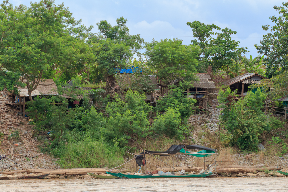 Village de pécheurs Village de pécheurs sur les rives du Mékong dans le nord de la Thaïlande